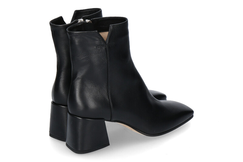 pomme-d-or-bootie-6110-nero_253300239_2