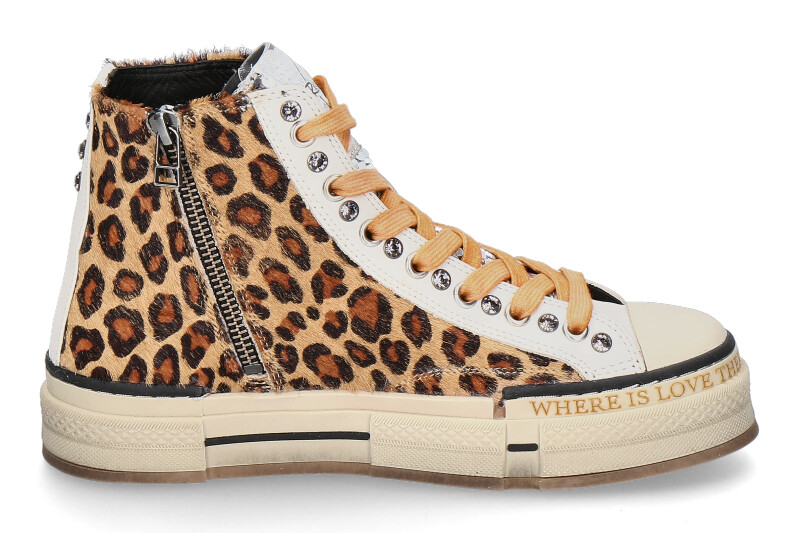 Rebecca-White-Sneaker-leopard_232900374_4