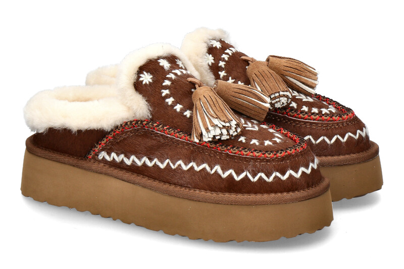 nan-ku-slip-on-camel-DFH-16_232400110_1