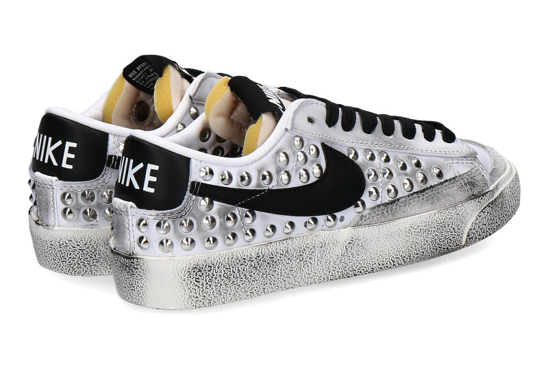 nike-custom-sneaker-blazer-low-studs-all_236100137_2